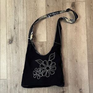 Jazzercise - vintage (circa 2002?) cotton black & floral bag, zip pocket inside